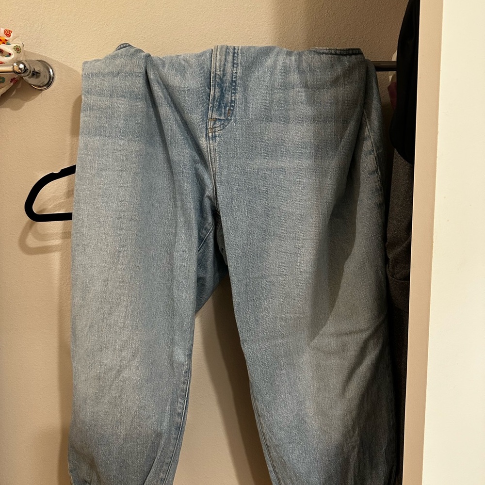 Madewell size 22 perfect vintage Jeans